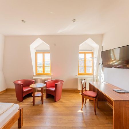 Biohotel Stiftsgut Wilhelmsgluecksbrunn Creuzburg Экстерьер фото