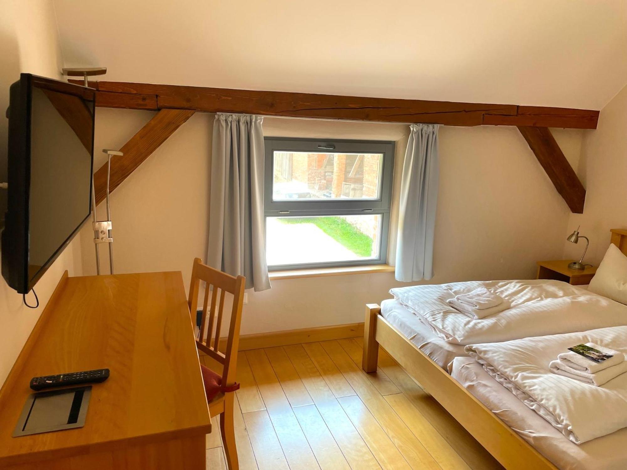 Biohotel Stiftsgut Wilhelmsgluecksbrunn Creuzburg Экстерьер фото
