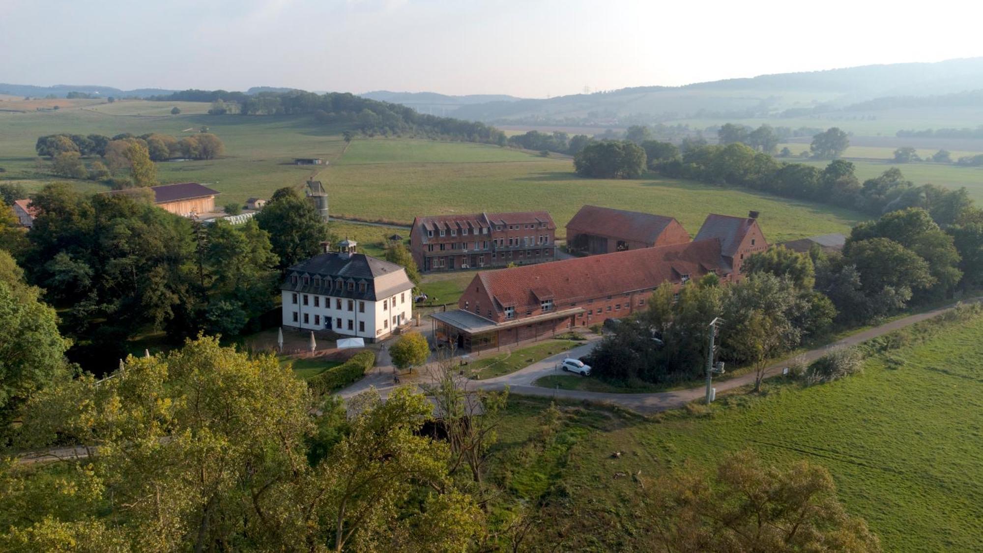 Biohotel Stiftsgut Wilhelmsgluecksbrunn Creuzburg Экстерьер фото