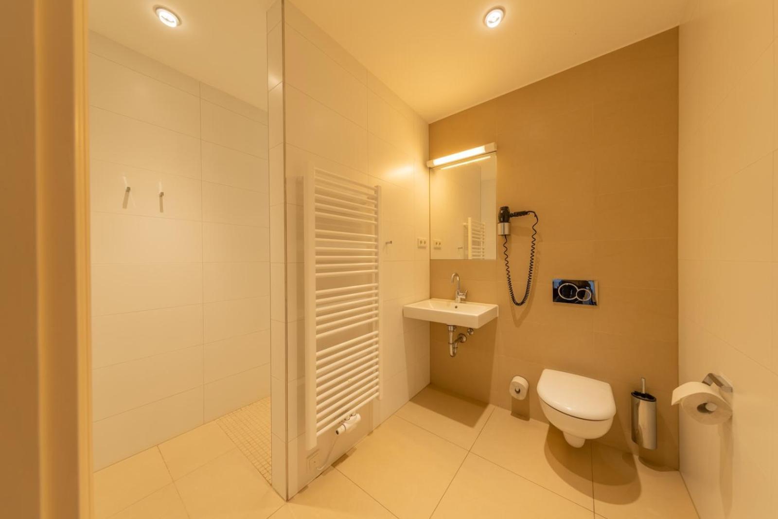 Biohotel Stiftsgut Wilhelmsgluecksbrunn Creuzburg Экстерьер фото