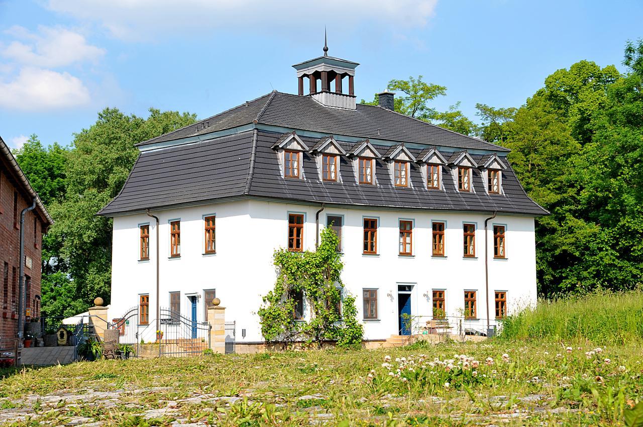 Biohotel Stiftsgut Wilhelmsgluecksbrunn Creuzburg Экстерьер фото